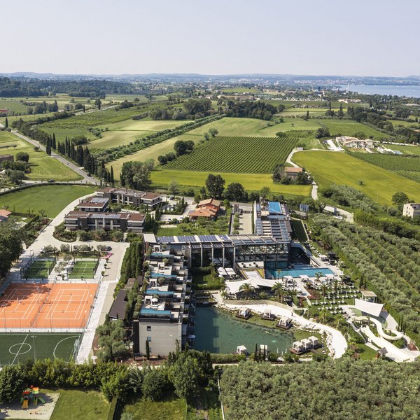 Insights into our hotel in Lazise at Lake Garda