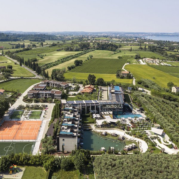 Vues de l’hôtel à Lazise au lac de Garde