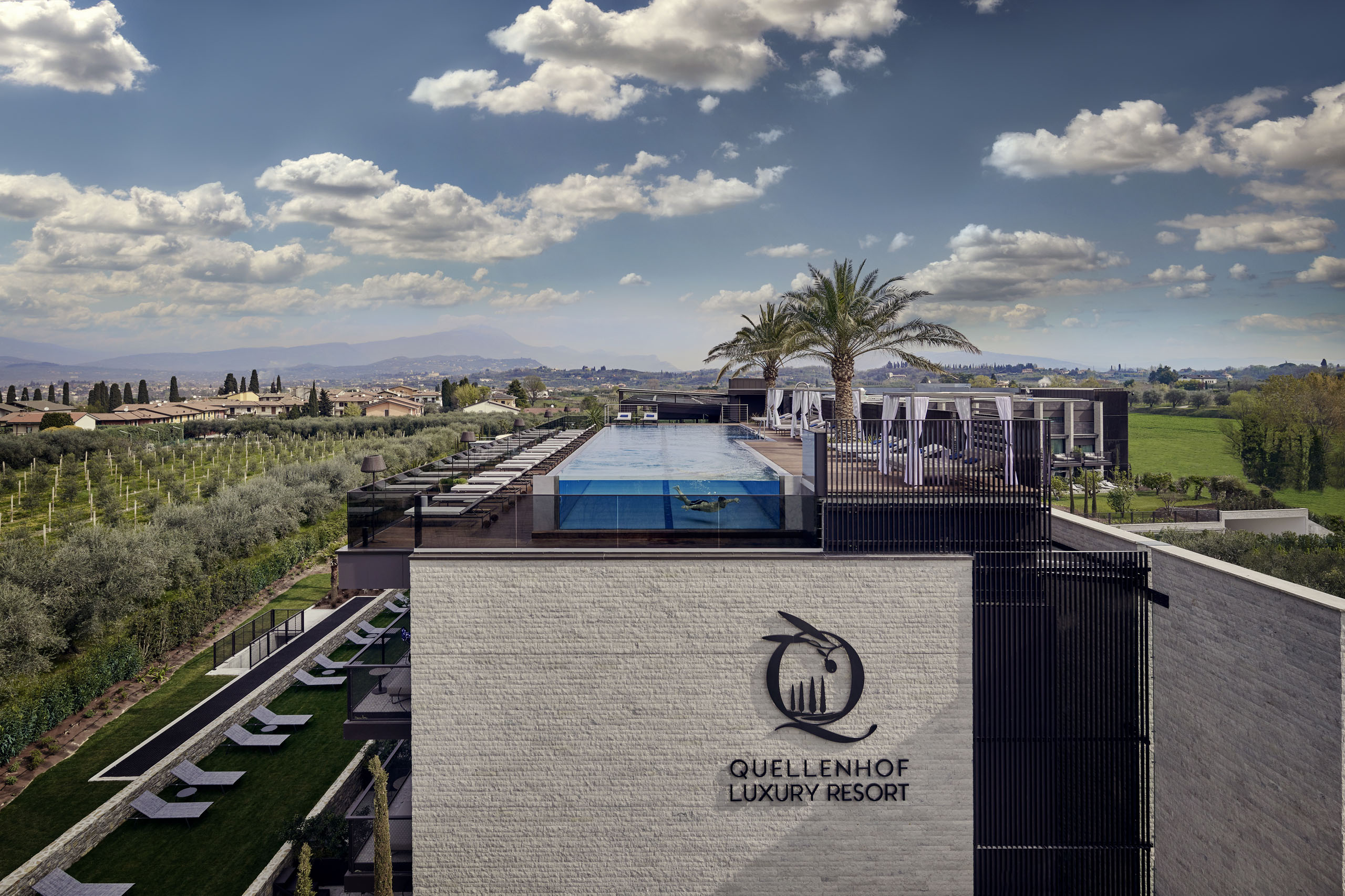 Your 5-star hotel in Lazise with every luxury Your 5-star hotel in Lazise with every luxury